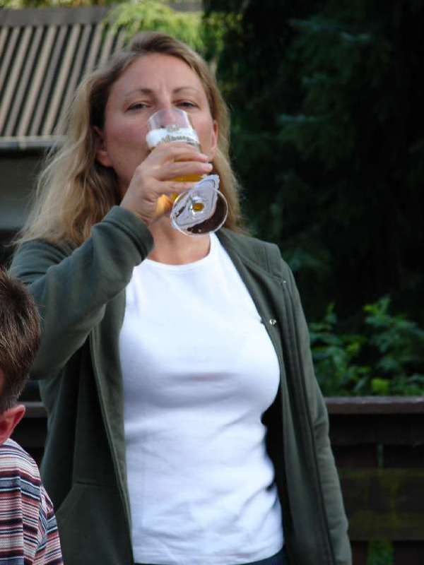 Bitte ein Bit! Prost!