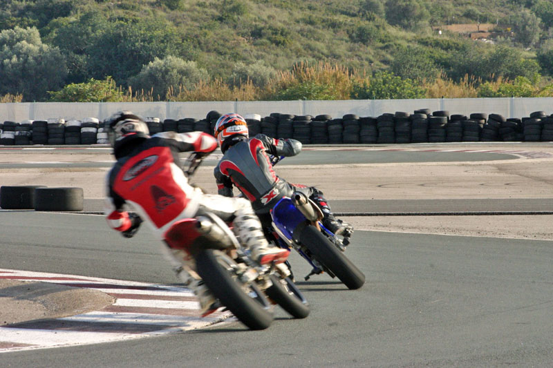 09