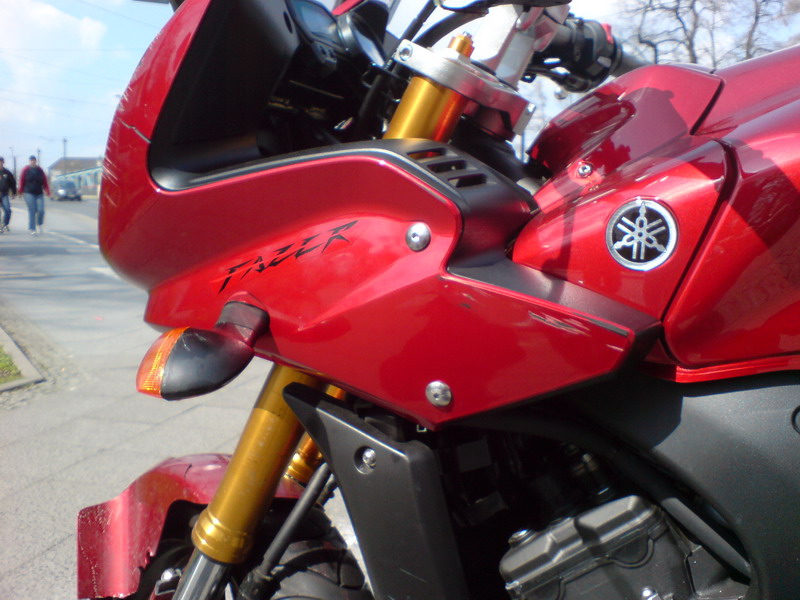 FZ1