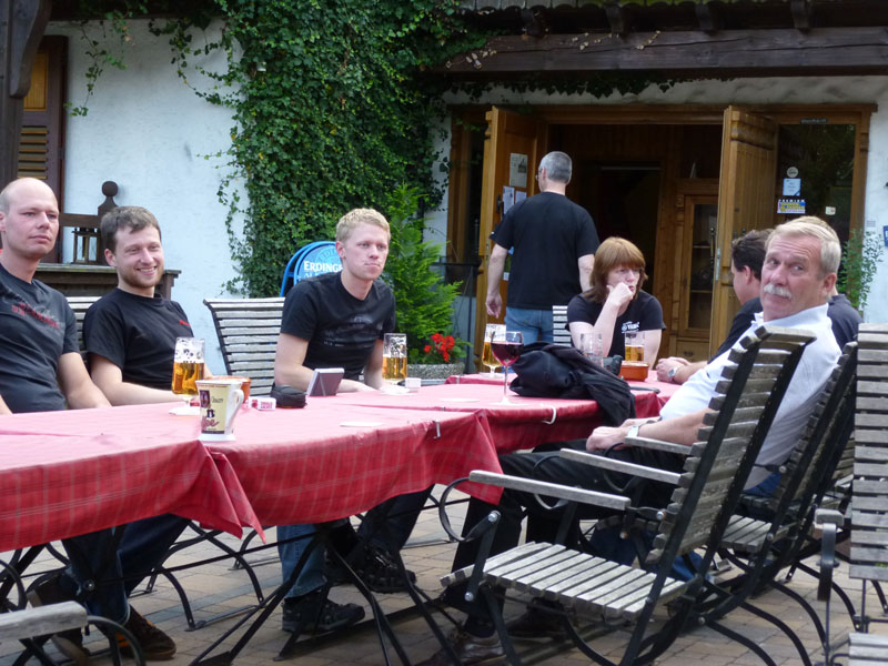 Am Tisch