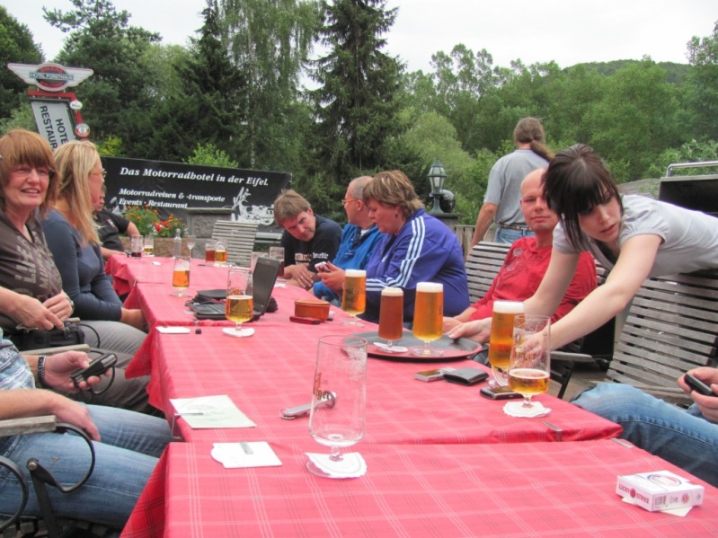 Steffi mit vollem Krpereinsatz